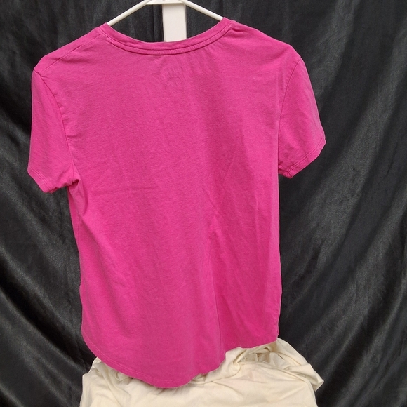 Reebok Pink Short Sleeve Tee Vibrant Style - Picture 7 of 11